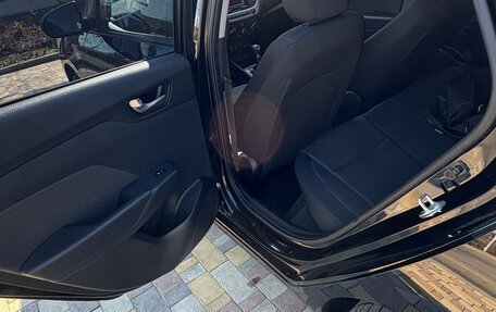 Hyundai Solaris II рестайлинг, 2017 год, 1 275 000 рублей, 8 фотография