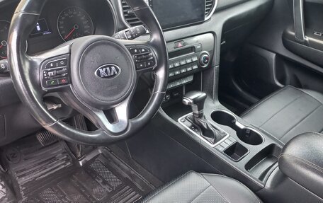 KIA Sportage IV рестайлинг, 2018 год, 2 450 000 рублей, 5 фотография