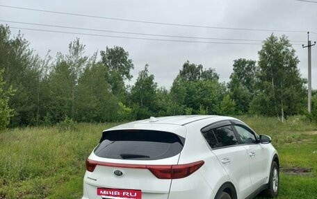 KIA Sportage IV рестайлинг, 2018 год, 2 450 000 рублей, 3 фотография