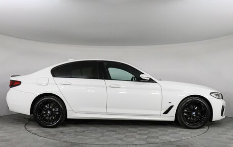 BMW 5 серия, 2020 год, 4 377 000 рублей, 6 фотография