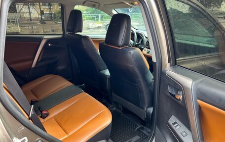 Toyota RAV4, 2018 год, 3 100 000 рублей, 16 фотография
