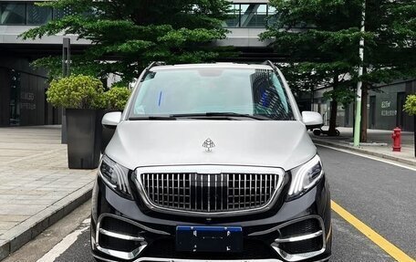 Mercedes-Benz Vito, 2022 год, 4 859 000 рублей, 2 фотография