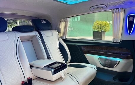 Mercedes-Benz Vito, 2022 год, 4 859 000 рублей, 17 фотография