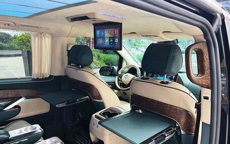 Mercedes-Benz Vito, 2022 год, 4 859 000 рублей, 18 фотография