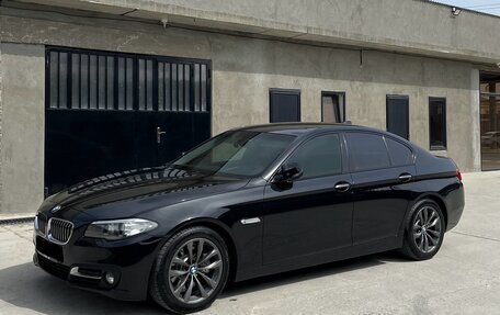 BMW 5 серия, 2015 год, 2 550 000 рублей, 4 фотография