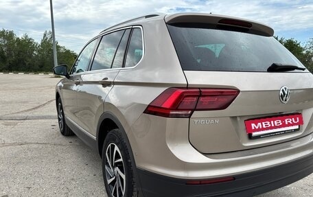 Volkswagen Tiguan II, 2018 год, 2 085 000 рублей, 7 фотография