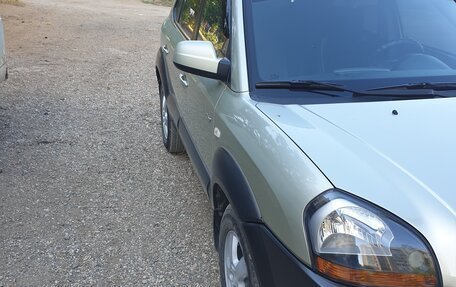 Hyundai Tucson III, 2006 год, 830 000 рублей, 2 фотография