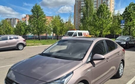 Hyundai Solaris II рестайлинг, 2018 год, 1 300 000 рублей, 6 фотография