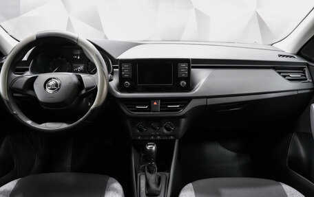 Skoda Rapid II, 2021 год, 1 579 000 рублей, 10 фотография