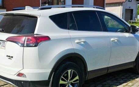 Toyota RAV4, 2016 год, 2 250 000 рублей, 3 фотография
