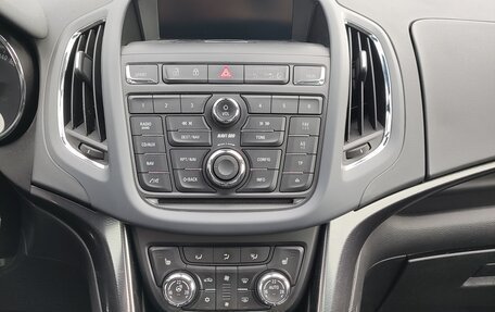 Opel Zafira C рестайлинг, 2012 год, 1 050 000 рублей, 10 фотография