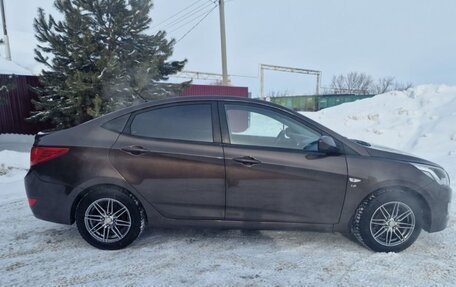 Hyundai Solaris II рестайлинг, 2016 год, 905 000 рублей, 3 фотография
