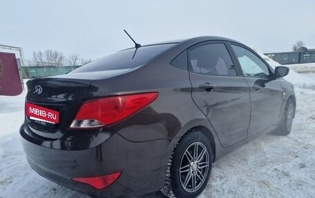 Hyundai Solaris II рестайлинг, 2016 год, 905 000 рублей, 5 фотография