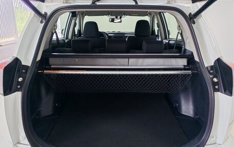 Toyota RAV4, 2019 год, 2 690 000 рублей, 12 фотография