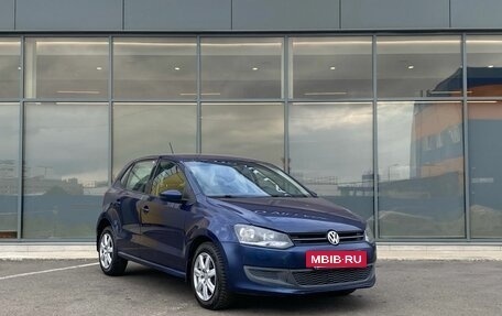 Volkswagen Polo VI (EU Market), 2010 год, 599 000 рублей, 2 фотография
