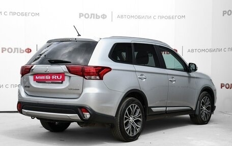 Mitsubishi Outlander III рестайлинг 3, 2016 год, 1 775 000 рублей, 5 фотография