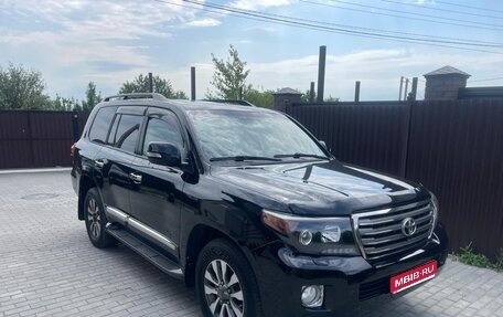 Toyota Land Cruiser 200, 2013 год, 4 500 000 рублей, 1 фотография