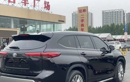 Toyota Highlander, 2022 год, 3 665 073 рублей, 8 фотография