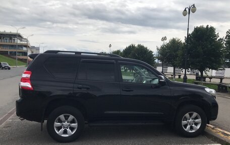 Toyota Land Cruiser Prado 150 рестайлинг 2, 2015 год, 3 900 000 рублей, 2 фотография
