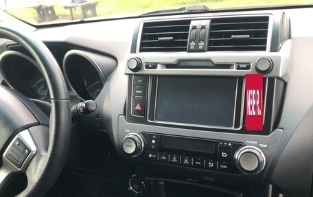 Toyota Land Cruiser Prado 150 рестайлинг 2, 2015 год, 3 900 000 рублей, 11 фотография