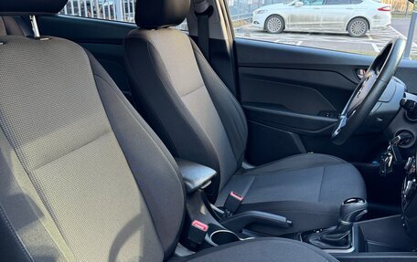 Hyundai Solaris II рестайлинг, 2017 год, 1 330 000 рублей, 13 фотография