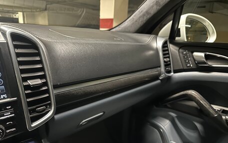 Porsche Cayenne III, 2011 год, 1 420 000 рублей, 26 фотография