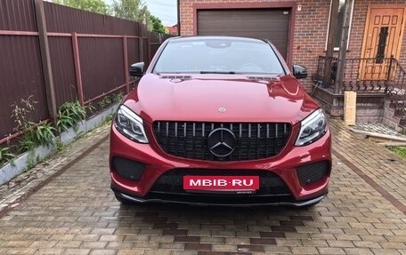 Mercedes-Benz GLE, 2017 год, 4 500 000 рублей, 2 фотография