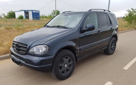 Mercedes-Benz M-Класс, 2001 год, 700 000 рублей, 1 фотография