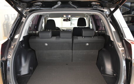 Toyota RAV4, 2019 год, 2 567 000 рублей, 30 фотография