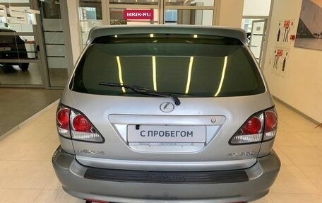Lexus RX IV рестайлинг, 2001 год, 900 000 рублей, 5 фотография