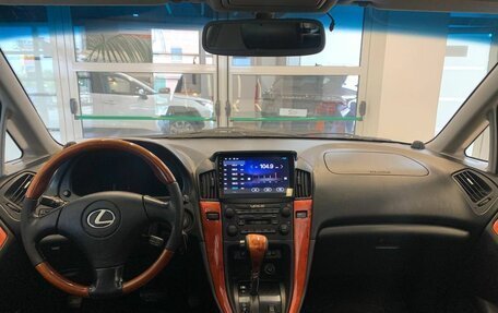Lexus RX IV рестайлинг, 2001 год, 900 000 рублей, 12 фотография