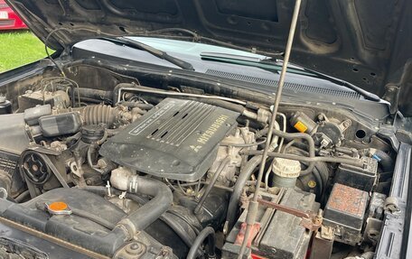 Mitsubishi Pajero Sport II рестайлинг, 2005 год, 1 350 000 рублей, 13 фотография