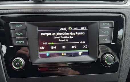 Skoda Rapid I, 2016 год, 1 000 000 рублей, 13 фотография