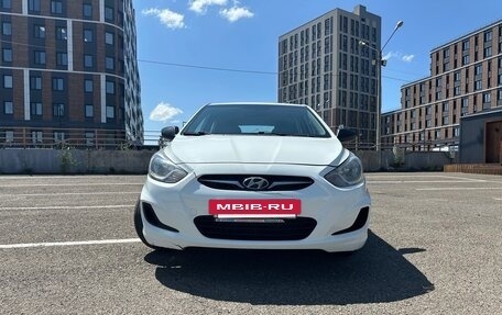 Hyundai Solaris II рестайлинг, 2013 год, 780 000 рублей, 3 фотография