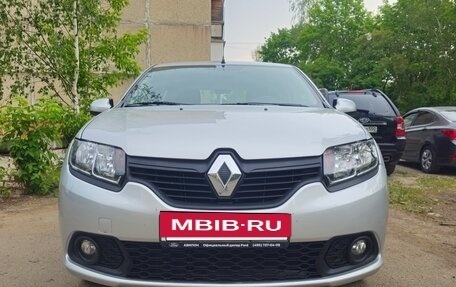 Renault Sandero II рестайлинг, 2014 год, 770 000 рублей, 2 фотография