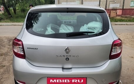 Renault Sandero II рестайлинг, 2014 год, 770 000 рублей, 4 фотография