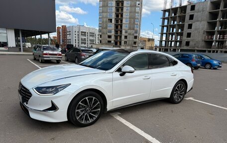 Hyundai Sonata VIII, 2022 год, 4 750 000 рублей, 2 фотография
