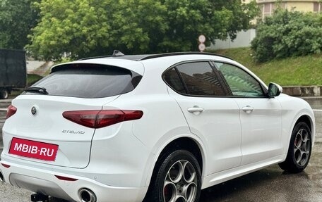 Alfa Romeo Stelvio, 2019 год, 2 450 000 рублей, 3 фотография