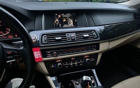 BMW 5 серия, 2016 год, 1 950 000 рублей, 7 фотография
