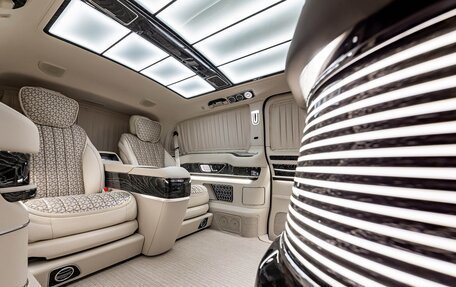 Mercedes-Benz V-Класс, 2025 год, 47 000 000 рублей, 26 фотография