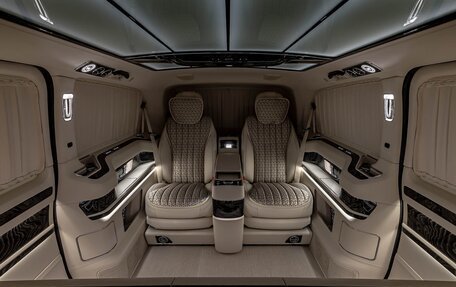 Mercedes-Benz V-Класс, 2025 год, 47 000 000 рублей, 25 фотография