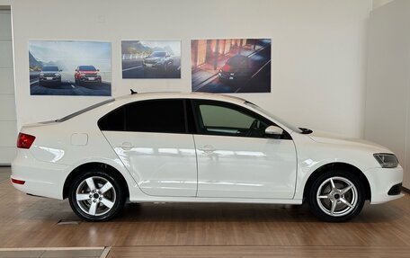 Volkswagen Jetta VI, 2011 год, 770 000 рублей, 5 фотография