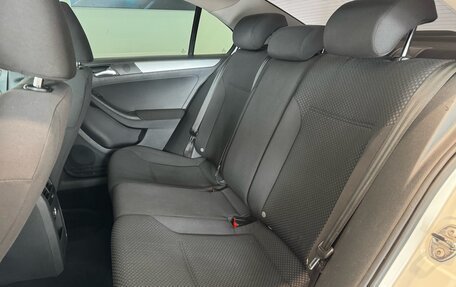 Volkswagen Jetta VI, 2011 год, 770 000 рублей, 24 фотография