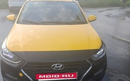Hyundai Solaris II рестайлинг, 2017 год, 760 000 рублей, 4 фотография