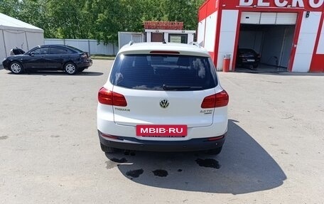 Volkswagen Tiguan I, 2011 год, 1 250 000 рублей, 3 фотография