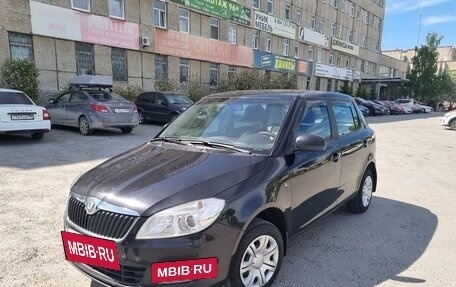 Skoda Fabia II, 2010 год, 600 000 рублей, 2 фотография
