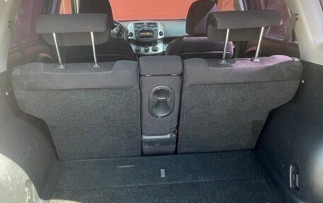 Toyota RAV4, 2010 год, 1 300 000 рублей, 6 фотография