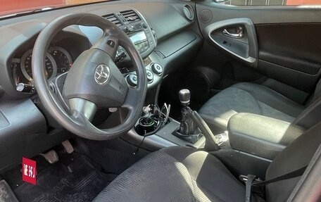 Toyota RAV4, 2010 год, 1 300 000 рублей, 5 фотография