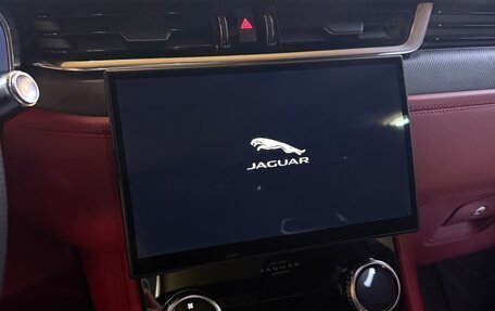 Jaguar F-Pace, 2021 год, 10 800 000 рублей, 13 фотография