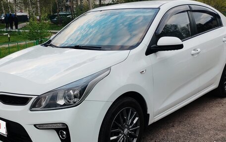 KIA Rio IV, 2018 год, 1 500 000 рублей, 2 фотография